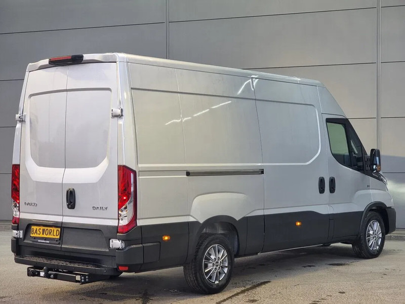 Iveco Daily 35S21 L2H2 Automatic Clima Cruise LED Parkingsensors Camera Towbar LED Euro6 2024 - Fourgon utilitaire: photos 5 Iveco Daily 35S21 L2H2 Automatic Clima Cruise LED Parkingsensors Camera Towbar LED Euro6 2024 - Fourgon utilitaire: photos 5