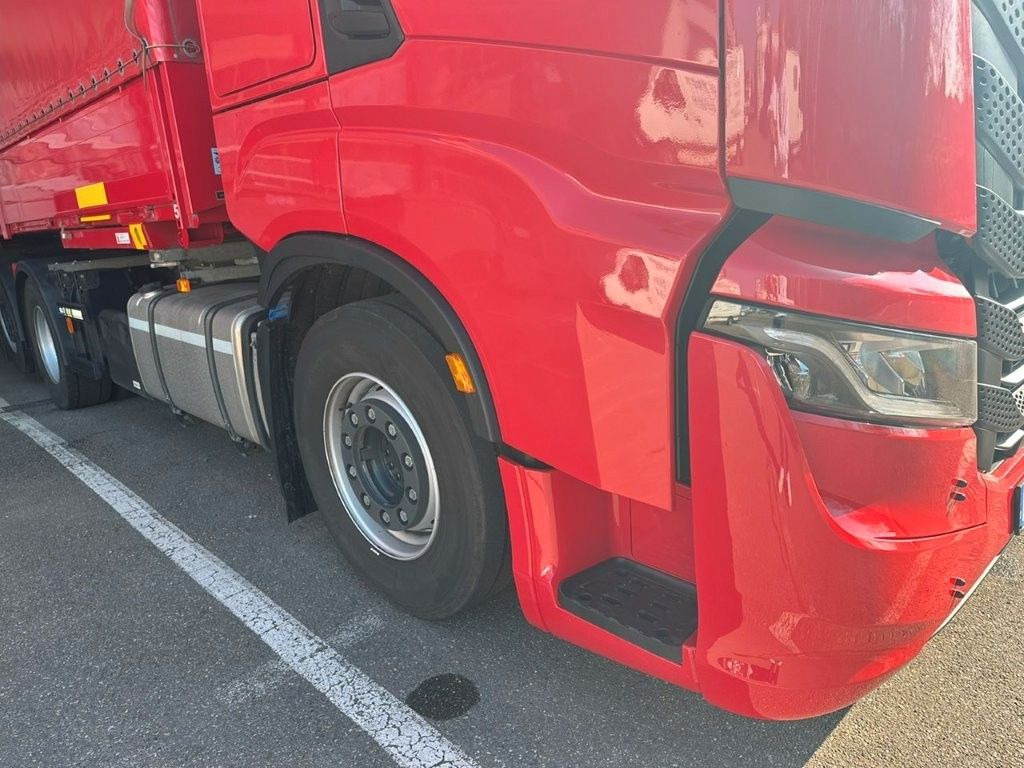Iveco AS 260SY/FS CM - Camion porte-conteneur/ Caisse mobile: photos 3 Iveco AS 260SY/FS CM - Camion porte-conteneur/ Caisse mobile: photos 3