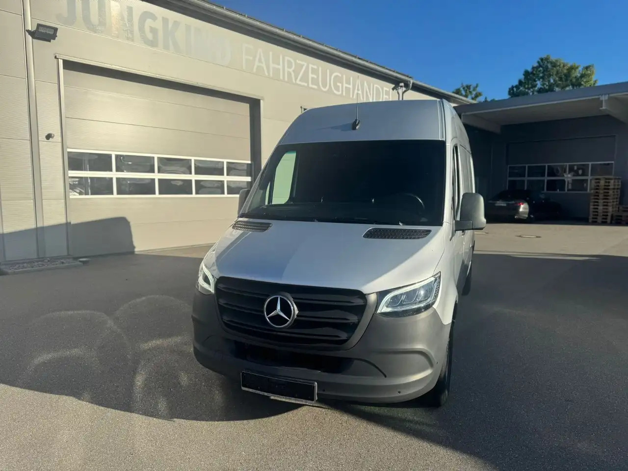 Mercedes-Benz Sprinter 317 CDI Lang Hoch Klima MBUX Silber LED - Fourgon utilitaire: photos 3 Mercedes-Benz Sprinter 317 CDI Lang Hoch Klima MBUX Silber LED - Fourgon utilitaire: photos 3