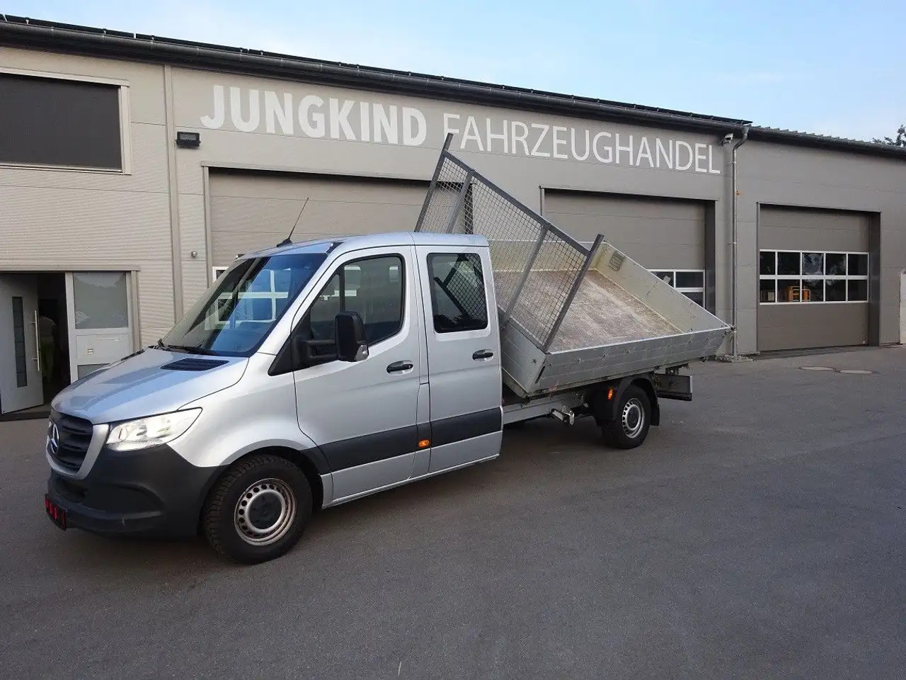 Mercedes-Benz Sprinter 319 CDI DoKa Maxi Kipper AHK 2,8t - Utilitaire plateau, Utilitaire double cabine: photos 3 Mercedes-Benz Sprinter 319 CDI DoKa Maxi Kipper AHK 2,8t - Utilitaire plateau, Utilitaire double cabine: photos 3