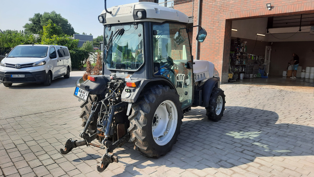 LAMBORGHINI RV90 Automatic - Tracteur agricole: photos 4 LAMBORGHINI RV90 Automatic - Tracteur agricole: photos 4