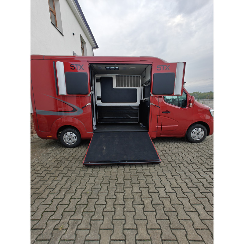 Renault STX Master by Stephex - Camion chevaux: photos 4 Renault STX Master by Stephex - Camion chevaux: photos 4