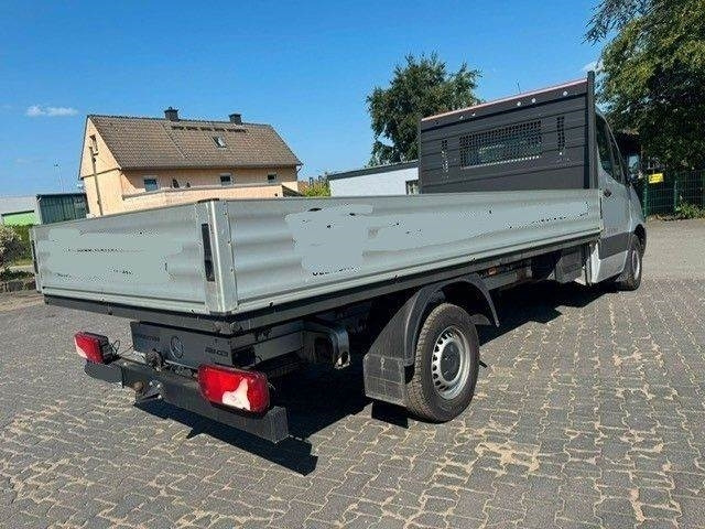 Mercedes-Benz 319 CDI - Utilitaire plateau: photos 2 Mercedes-Benz 319 CDI - Utilitaire plateau: photos 2