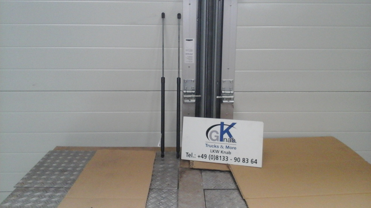 Neuwertige Gasfeder / Frontklappe TGM / TG3, Artikel - Nr.: 81.97006 - 0042 - Capot pour Camion: photos 1 Neuwertige Gasfeder / Frontklappe TGM / TG3, Artikel - Nr.: 81.97006 - 0042 - Capot pour Camion: photos 1