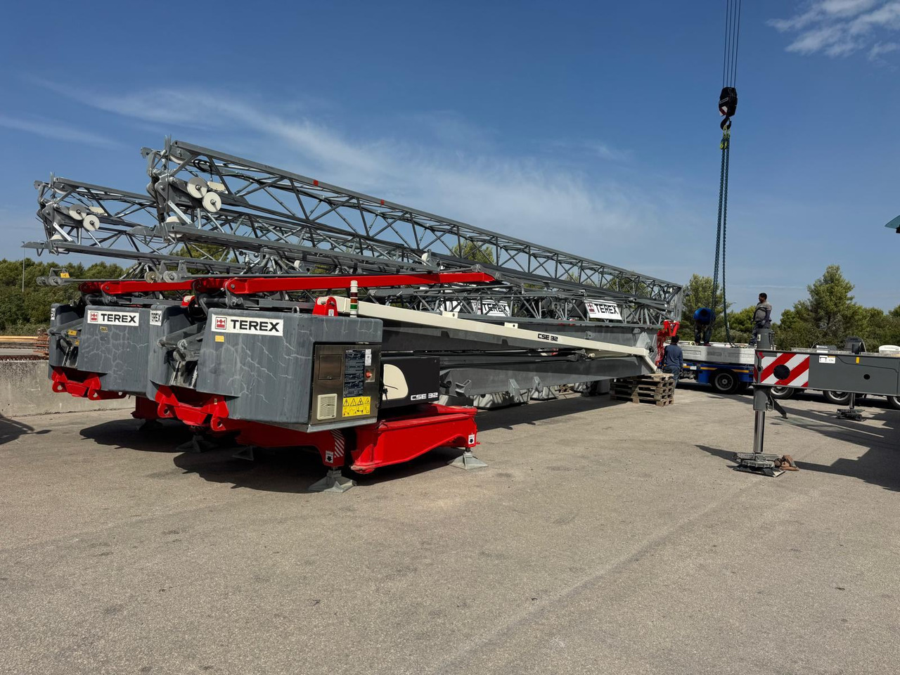 TEREX 32 - Grue à montage rapide: photos 1 TEREX 32 - Grue à montage rapide: photos 1