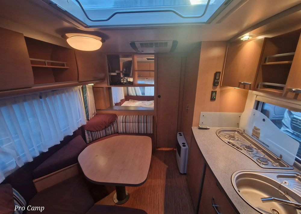 Caravane KNAUS SUDWIND 550 FSK: photos 15