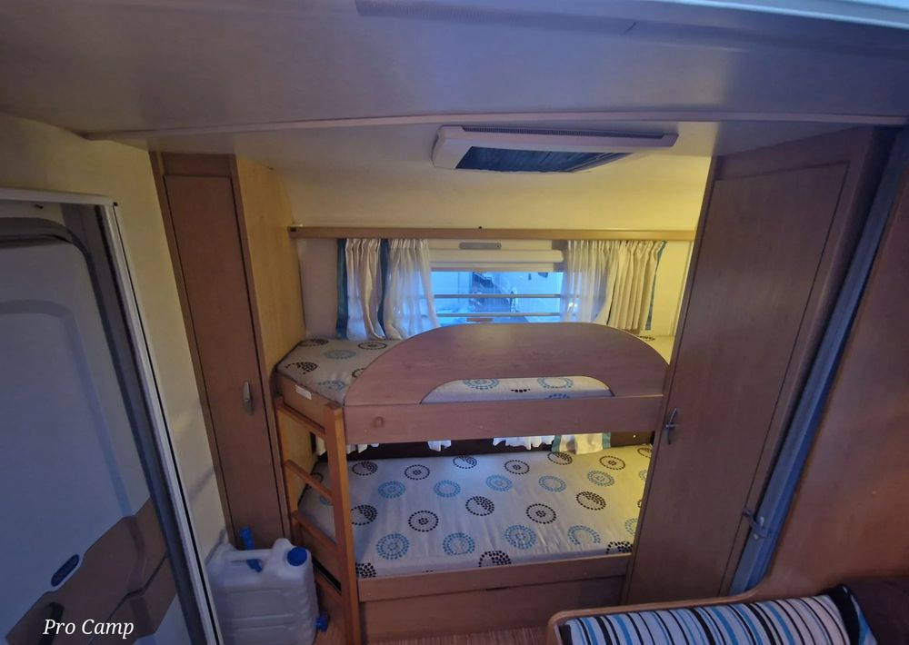 Caravane KNAUS SUDWIND 550 FSK: photos 14