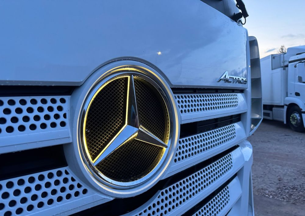 Mercedes-Benz ACTROS / 2553 / ACC / E 6 / MP 5 /TIPPER, BDF ,WYWROT / RETARDER/ GIGA SPACE/Niski Przebieg 366 Tys Km! ASO - Camion fourgon: photos 3 Mercedes-Benz ACTROS / 2553 / ACC / E 6 / MP 5 /TIPPER, BDF ,WYWROT / RETARDER/ GIGA SPACE/Niski Przebieg 366 Tys Km! ASO - Camion fourgon: photos 3