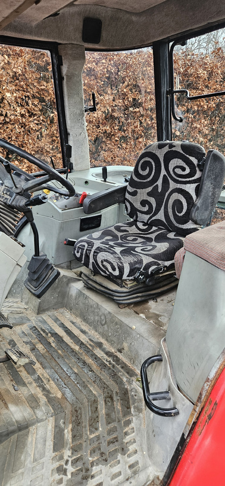 MASSEY FERGUSON 6180 - Tracteur agricole: photos 4 MASSEY FERGUSON 6180 - Tracteur agricole: photos 4