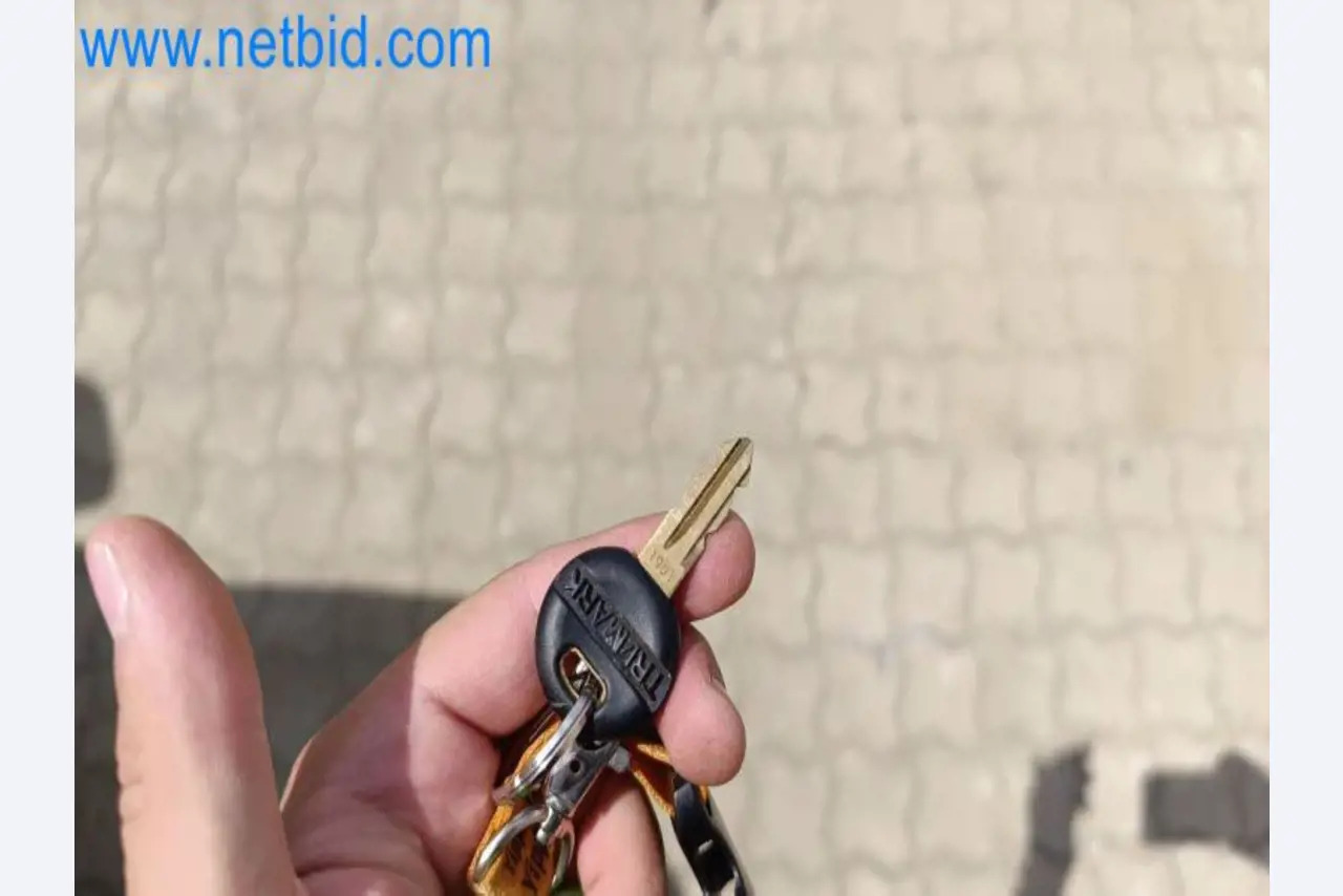 THWAITES MACH 2264 AD - Engins de chantier: photos 3 THWAITES MACH 2264 AD - Engins de chantier: photos 3