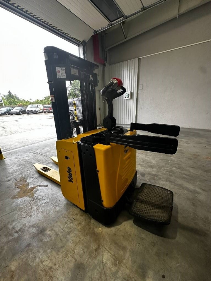 Yale MS12x - Autre matériel: photos 4 Yale MS12x - Autre matériel: photos 4