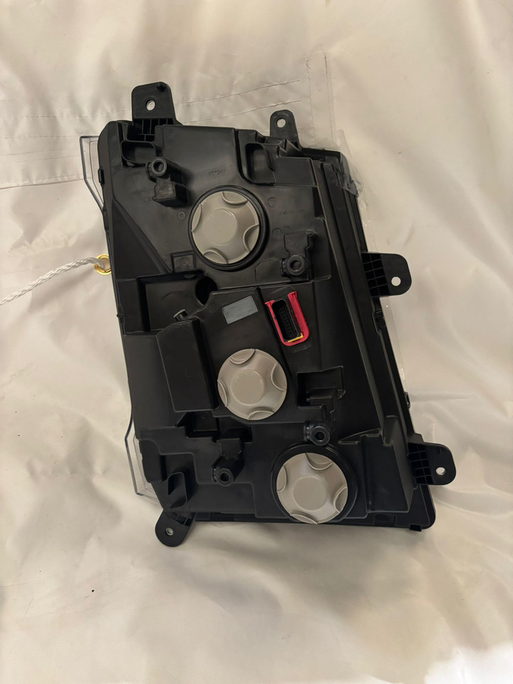 FORD F MAX - Feu avant pour Camion: photos 3 FORD F MAX - Feu avant pour Camion: photos 3