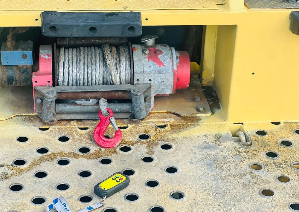 Remorqueuse MAN TGS / 6x2/ LAWETA / PLATFORMA / NAJAZDY HYDRAULICZNE / WYCIĄGARKA / oś skrętna i podnoszona: photos 9