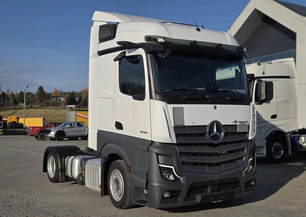 Mercedes-Benz Actros 1848 / MEGA /LOWDECK/ Retarder olejowy/ Klima Postojowa / Aktywny tempomat ACC/ - Tracteur routier: photos 2 Mercedes-Benz Actros 1848 / MEGA /LOWDECK/ Retarder olejowy/ Klima Postojowa / Aktywny tempomat ACC/ - Tracteur routier: photos 2