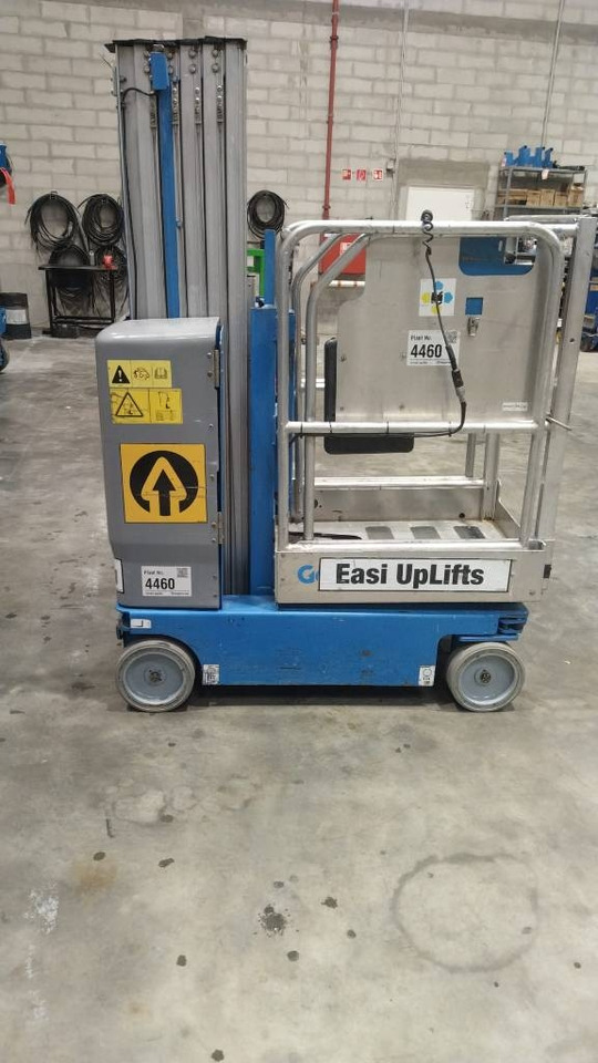 Genie GR 20 - Nacelle à mât vertical: photos 1 Genie GR 20 - Nacelle à mât vertical: photos 1