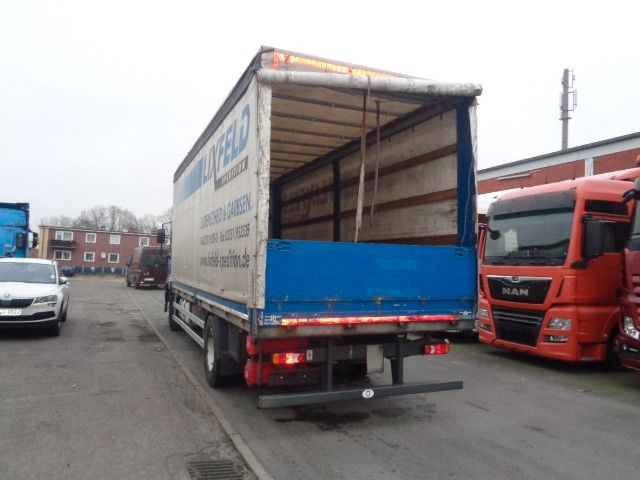 DAF CF 18.290, Euro 6, deut. Auto, Mit Bett - Camion à rideaux coulissants: photos 5 DAF CF 18.290, Euro 6, deut. Auto, Mit Bett - Camion à rideaux coulissants: photos 5