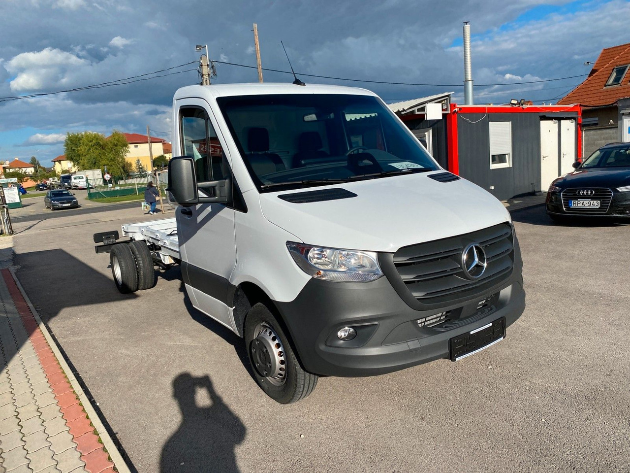 Mercedes-Benz Sprinter 319 Pritsche+Plane 3,5T Anhängelast - Utilitaire rideaux coulissants (PLSC): photos 2 Mercedes-Benz Sprinter 319 Pritsche+Plane 3,5T Anhängelast - Utilitaire rideaux coulissants (PLSC): photos 2