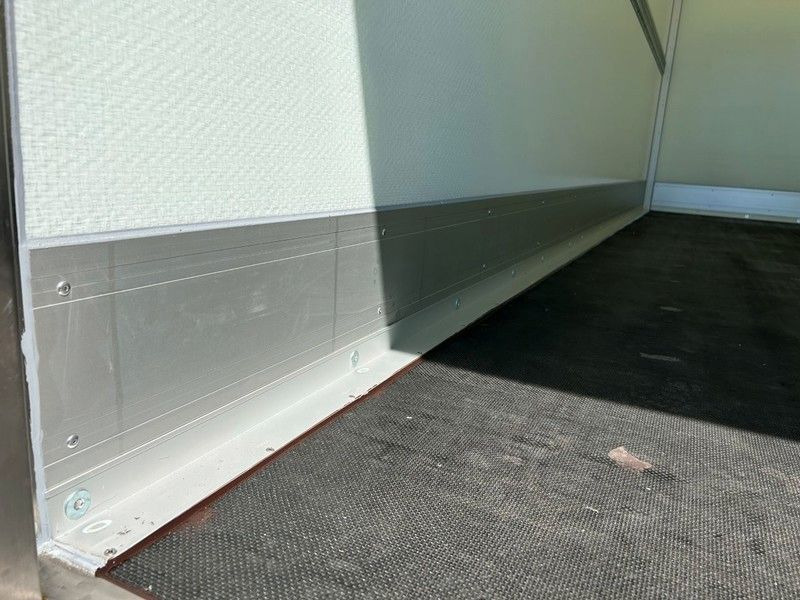 Volkswagen Crafter Koffer - Fourgon grand volume: photos 3 Volkswagen Crafter Koffer - Fourgon grand volume: photos 3