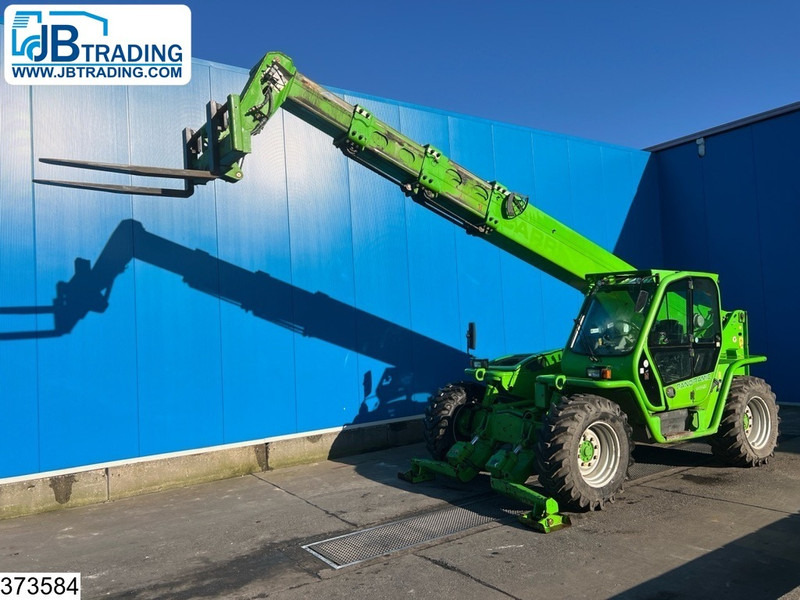 Merlo P40 17 4000KG, 16.7M, 6379h - Chariot télescopique: photos 1 Merlo P40 17 4000KG, 16.7M, 6379h - Chariot télescopique: photos 1