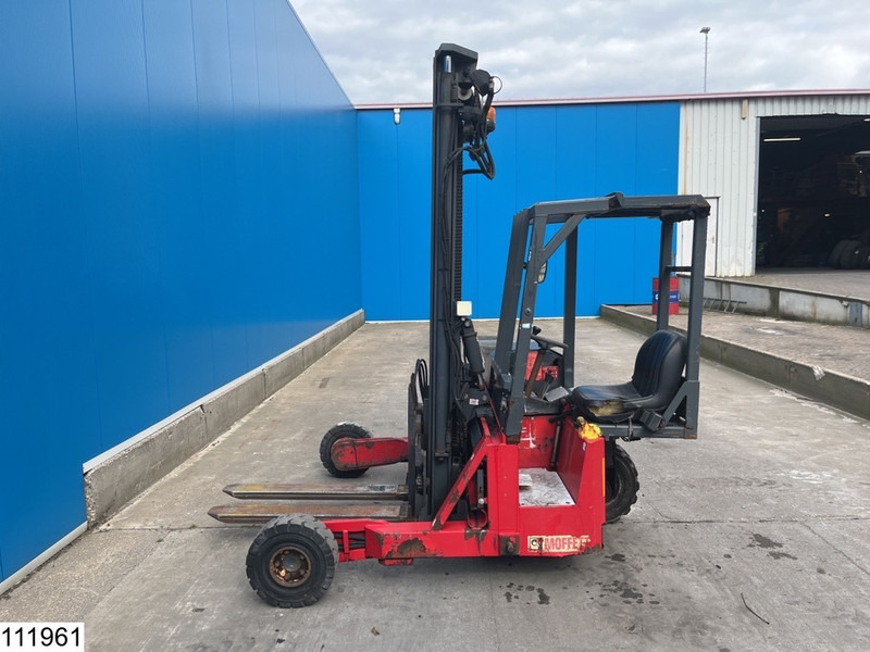 Chariot embarqué Moffett M4 20.3 3x3, H 3,90 mtr, 2000 KG: photos 11