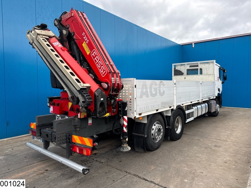 Renault C 380 EURO 6, Fassi, Remote - Camion plateau, Camion grue: photos 2 Renault C 380 EURO 6, Fassi, Remote - Camion plateau, Camion grue: photos 2