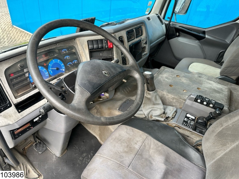 Renault Kerax 380 Dxi 8x4, Manual transmission, Steel spring suspension - Camion benne: photos 5 Renault Kerax 380 Dxi 8x4, Manual transmission, Steel spring suspension - Camion benne: photos 5