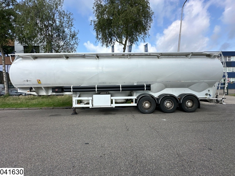 SPITZER Silo 62000 liters, 5 compartments - Semi-remorque citerne: photos 2 SPITZER Silo 62000 liters, 5 compartments - Semi-remorque citerne: photos 2