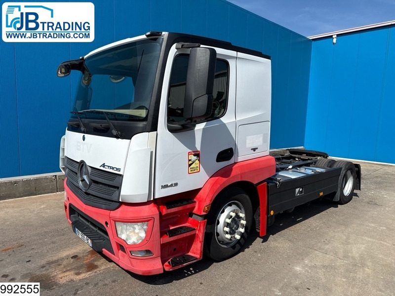Mercedes-Benz Actros 1843 EURO 6, Retarder, PTO, LOHR, Standairco - Tracteur routier: photos 1 Mercedes-Benz Actros 1843 EURO 6, Retarder, PTO, LOHR, Standairco - Tracteur routier: photos 1