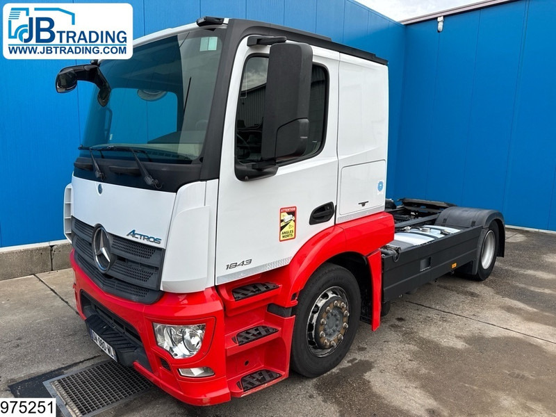 Mercedes-Benz Actros 1843 EURO 6, Retarder, PTO, LOHR, Standairco - Tracteur routier: photos 1 Mercedes-Benz Actros 1843 EURO 6, Retarder, PTO, LOHR, Standairco - Tracteur routier: photos 1