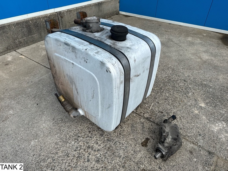 Universeel Pump and tank - Réservoir hydraulique: photos 2 Universeel Pump and tank - Réservoir hydraulique: photos 2