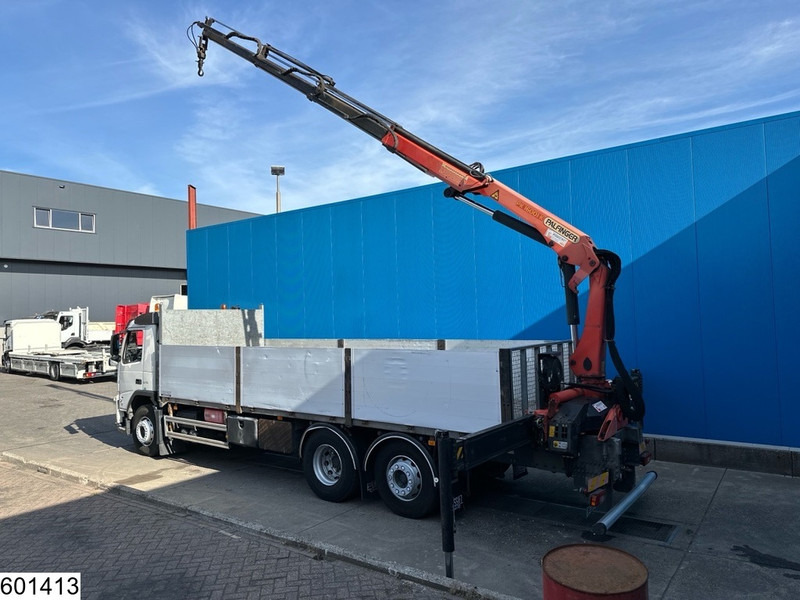 Volvo FM 370 6X2, EURO 5, Palfinger, Remote - Camion plateau, Camion grue: photos 4 Volvo FM 370 6X2, EURO 5, Palfinger, Remote - Camion plateau, Camion grue: photos 4