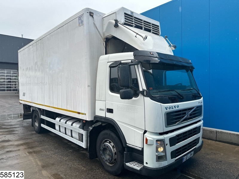 Volvo FM9 260 EURO 3, Thermoking - Camion frigorifique: photos 3 Volvo FM9 260 EURO 3, Thermoking - Camion frigorifique: photos 3