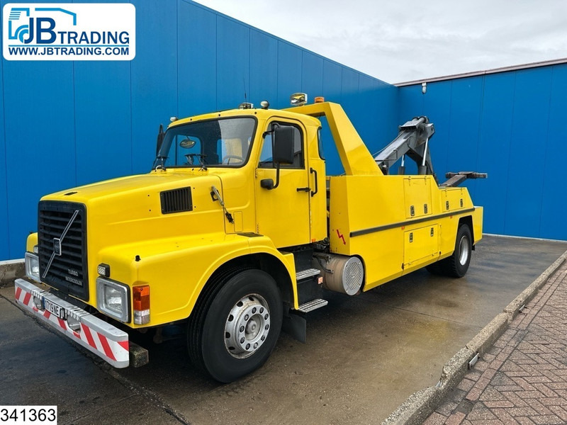 Volvo N 10 Wrecker, Steel suspension - Camion grue: photos 1 Volvo N 10 Wrecker, Steel suspension - Camion grue: photos 1
