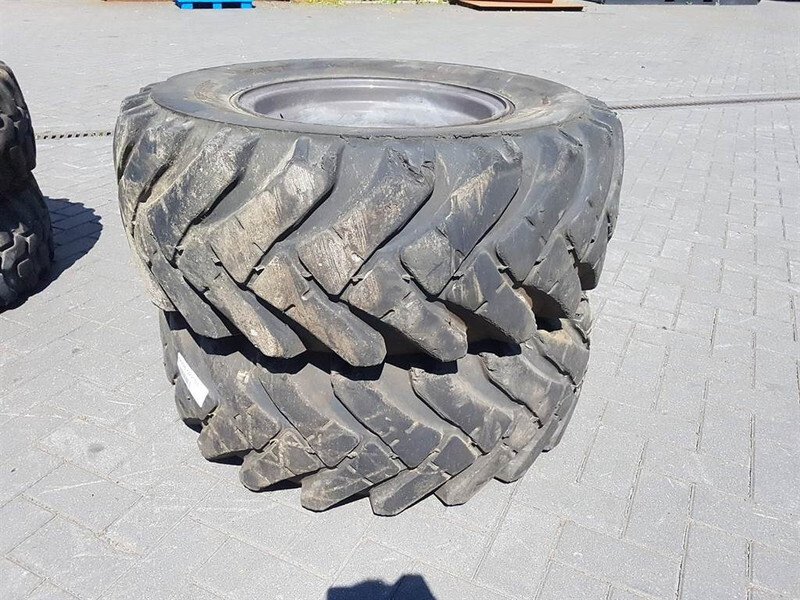 Ahlmann AS50-Solideal 12.5-18-Dunlop 12.5R18-Tire/Reifen - Pneus et jantes pour Engins de chantier: photos 2 Ahlmann AS50-Solideal 12.5-18-Dunlop 12.5R18-Tire/Reifen - Pneus et jantes pour Engins de chantier: photos 2