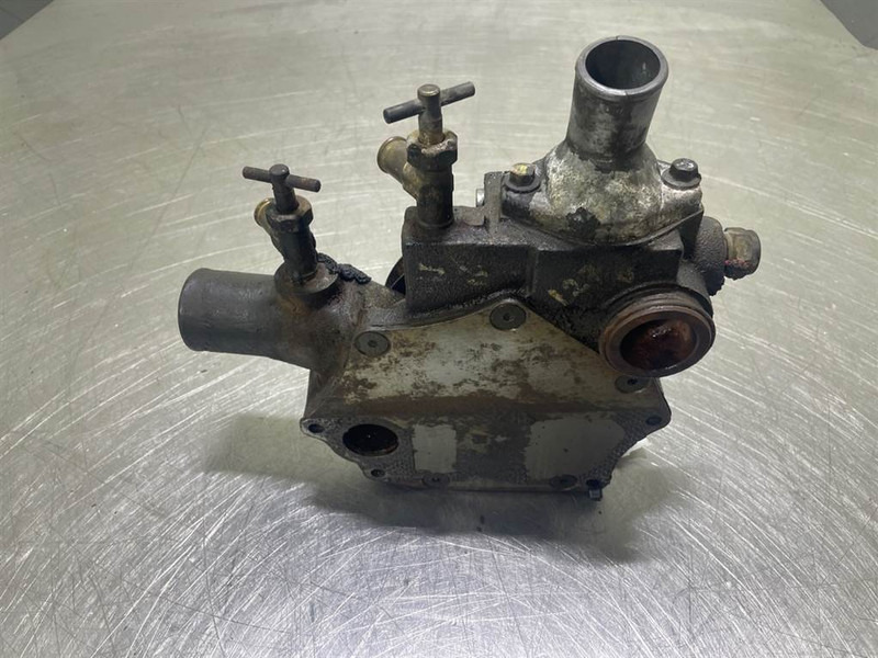 Ahlmann AS900-Cummins B 3.3 T-Coolant pump/Kühlmittelpumpe - Moteur pour Engins de chantier: photos 4 Ahlmann AS900-Cummins B 3.3 T-Coolant pump/Kühlmittelpumpe - Moteur pour Engins de chantier: photos 4