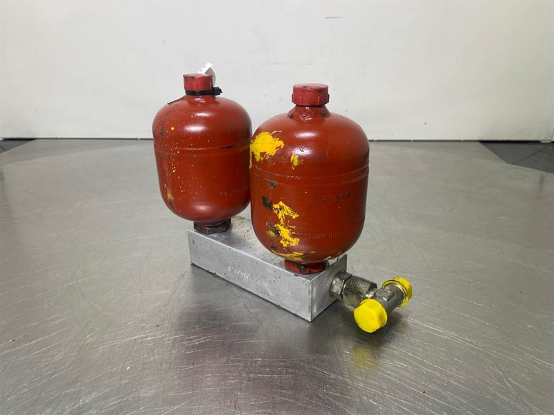 Ahlmann AZ6-4108213A/4108214A-Stabilising module - Hydraulique pour Engins de chantier: photos 4 Ahlmann AZ6-4108213A/4108214A-Stabilising module - Hydraulique pour Engins de chantier: photos 4