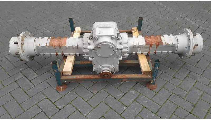 CLARK-HURTH 305/172/172 - Axle/Achse/As - Essieu et pièces pour Engins de chantier: photos 1 CLARK-HURTH 305/172/172 - Axle/Achse/As - Essieu et pièces pour Engins de chantier: photos 1