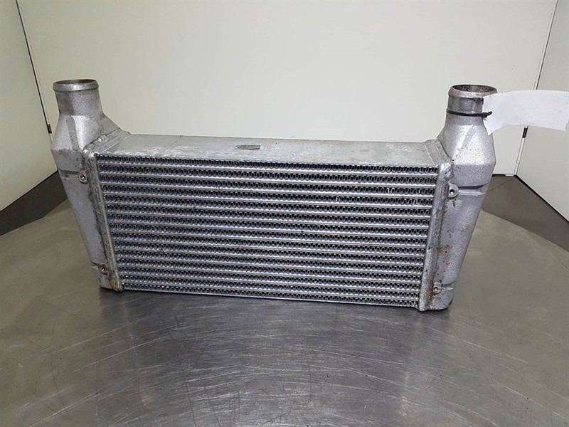 Case 621D-Denso MN127100-17712C-Cooler/Kühler/Koeler - Moteur pour Engins de chantier: photos 3 Case 621D-Denso MN127100-17712C-Cooler/Kühler/Koeler - Moteur pour Engins de chantier: photos 3