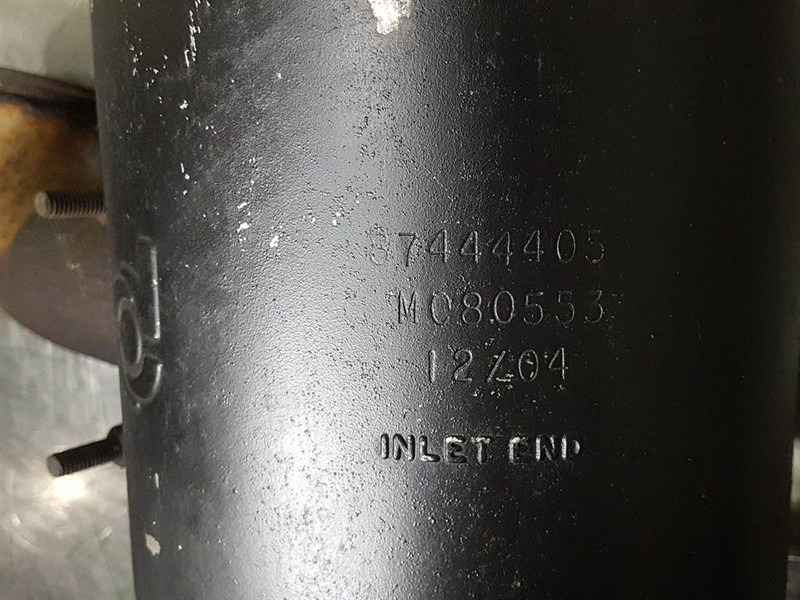 Case 621D-Donaldson 87444405-Exhaust/Auspuff/Uitlaat - Moteur pour Engins de chantier: photos 4 Case 621D-Donaldson 87444405-Exhaust/Auspuff/Uitlaat - Moteur pour Engins de chantier: photos 4