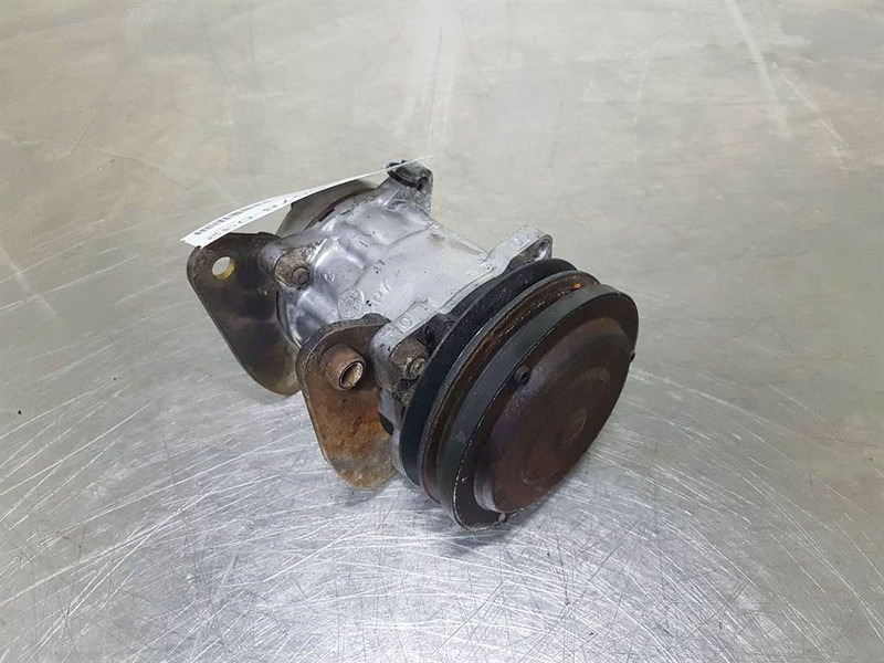 Case 621D-Sanden U4611-Compressor/Kompressor/Aircopomp - Moteur pour Engins de chantier: photos 2 Case 621D-Sanden U4611-Compressor/Kompressor/Aircopomp - Moteur pour Engins de chantier: photos 2