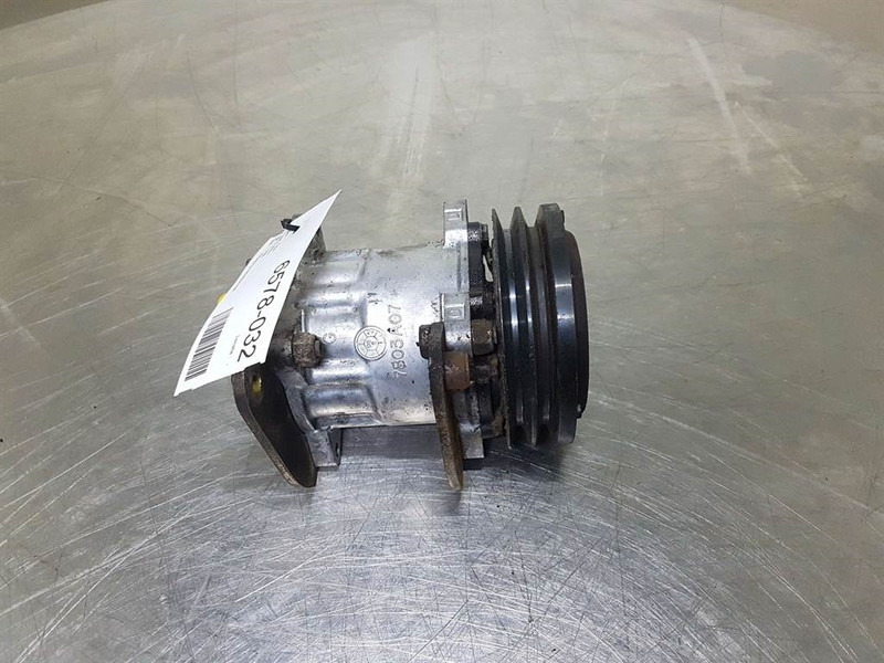 Case 621D-Sanden U4611-Compressor/Kompressor/Aircopomp - Moteur pour Engins de chantier: photos 1 Case 621D-Sanden U4611-Compressor/Kompressor/Aircopomp - Moteur pour Engins de chantier: photos 1