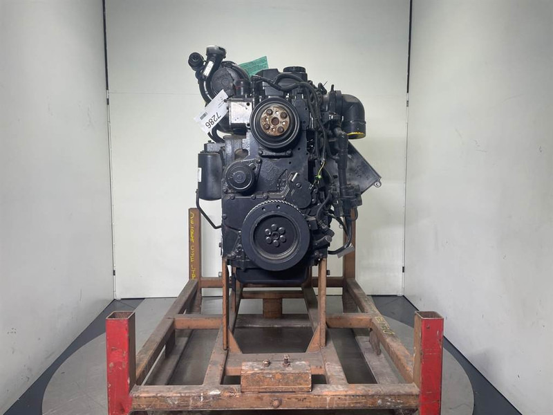 Cummins QSB6.7 - Engine/Motor - Moteur pour Engins de chantier: photos 2 Cummins QSB6.7 - Engine/Motor - Moteur pour Engins de chantier: photos 2
