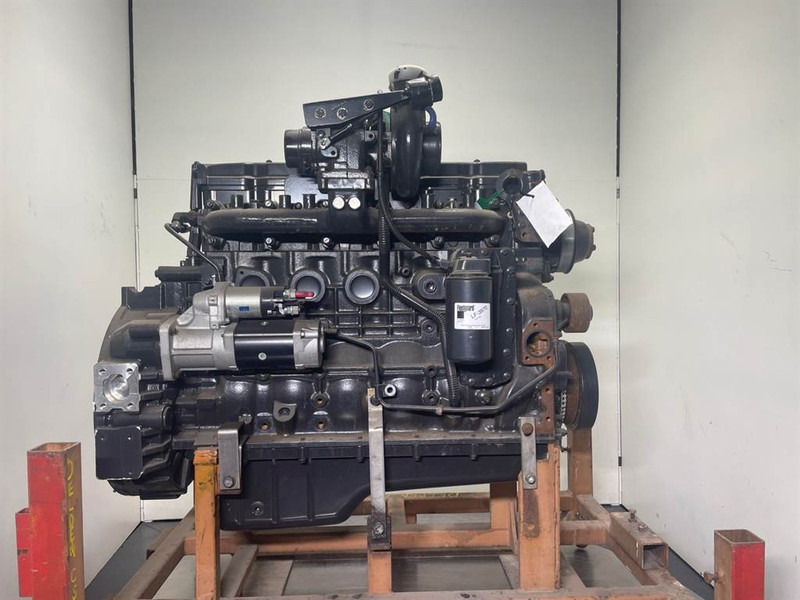 Cummins QSB6.7 - Engine/Motor - Moteur pour Engins de chantier: photos 1 Cummins QSB6.7 - Engine/Motor - Moteur pour Engins de chantier: photos 1