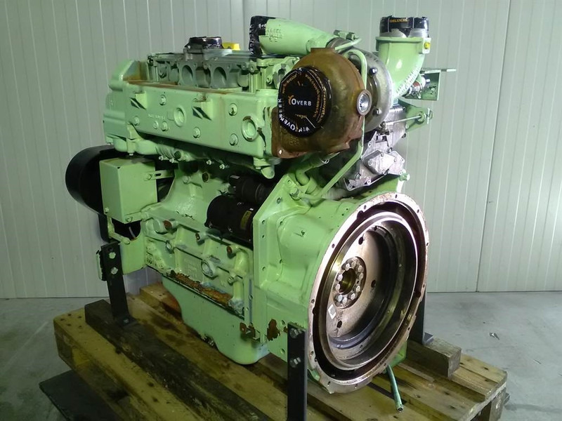 Deutz BF4M1013MC - Engine/Motor - Moteur et pièces pour Engins de chantier: photos 2 Deutz BF4M1013MC - Engine/Motor - Moteur et pièces pour Engins de chantier: photos 2