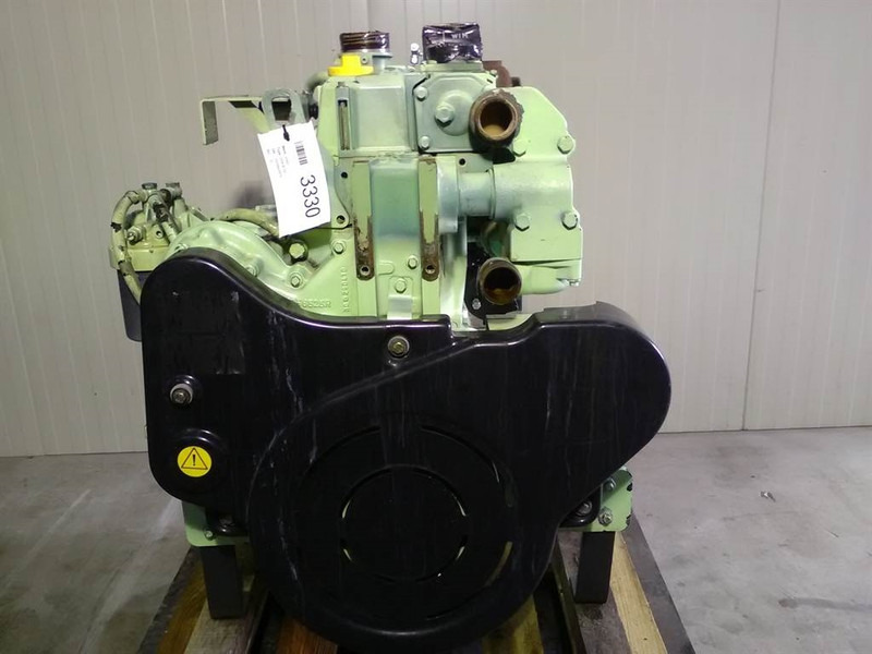Deutz BF4M1013MC - Engine/Motor - Moteur et pièces pour Engins de chantier: photos 4 Deutz BF4M1013MC - Engine/Motor - Moteur et pièces pour Engins de chantier: photos 4