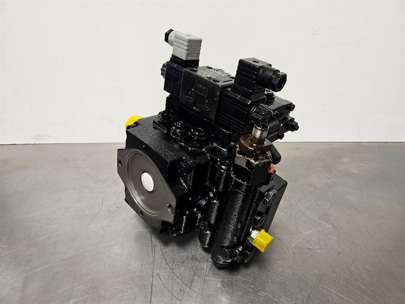 Hydraulique pour Engins de chantier neuf Giant 451T-Bondioli& Pavesi M4PV28-28-Drive pump/Rijpomp: photos 7 Hydraulique pour Engins de chantier neuf Giant 451T-Bondioli& Pavesi M4PV28-28-Drive pump/Rijpomp: photos 7