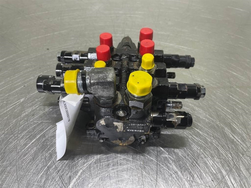 Hitachi ZW95LSD-KYB 00030-30141-Valve/Ventile/Ventiel - Hydraulique pour Engins de chantier: photos 5 Hitachi ZW95LSD-KYB 00030-30141-Valve/Ventile/Ventiel - Hydraulique pour Engins de chantier: photos 5