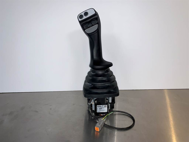 JLG 3006H-Elobau-J4C6ASS00GA0065J-Joystick - Système électrique pour Engins de chantier: photos 1 JLG 3006H-Elobau-J4C6ASS00GA0065J-Joystick - Système électrique pour Engins de chantier: photos 1