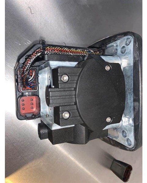 JLG 3006H-Elobau-J4F6ASS00GA0051F-Joystick/Steuergriff - Système électrique pour Engins de chantier: photos 5 JLG 3006H-Elobau-J4F6ASS00GA0051F-Joystick/Steuergriff - Système électrique pour Engins de chantier: photos 5