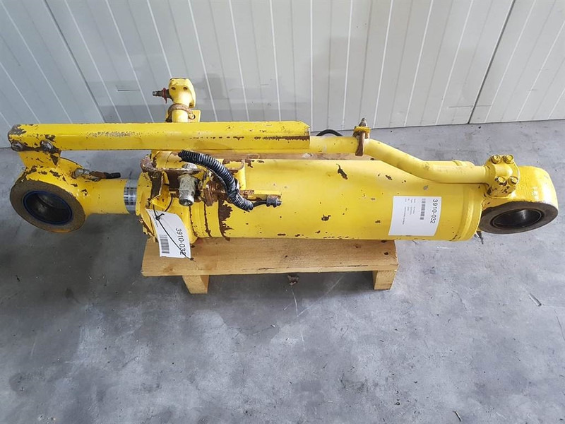 Komatsu WA 320 - 5H - Tilt cylinder/Kippzylinder - Hydraulique: photos 2 Komatsu WA 320 - 5H - Tilt cylinder/Kippzylinder - Hydraulique: photos 2